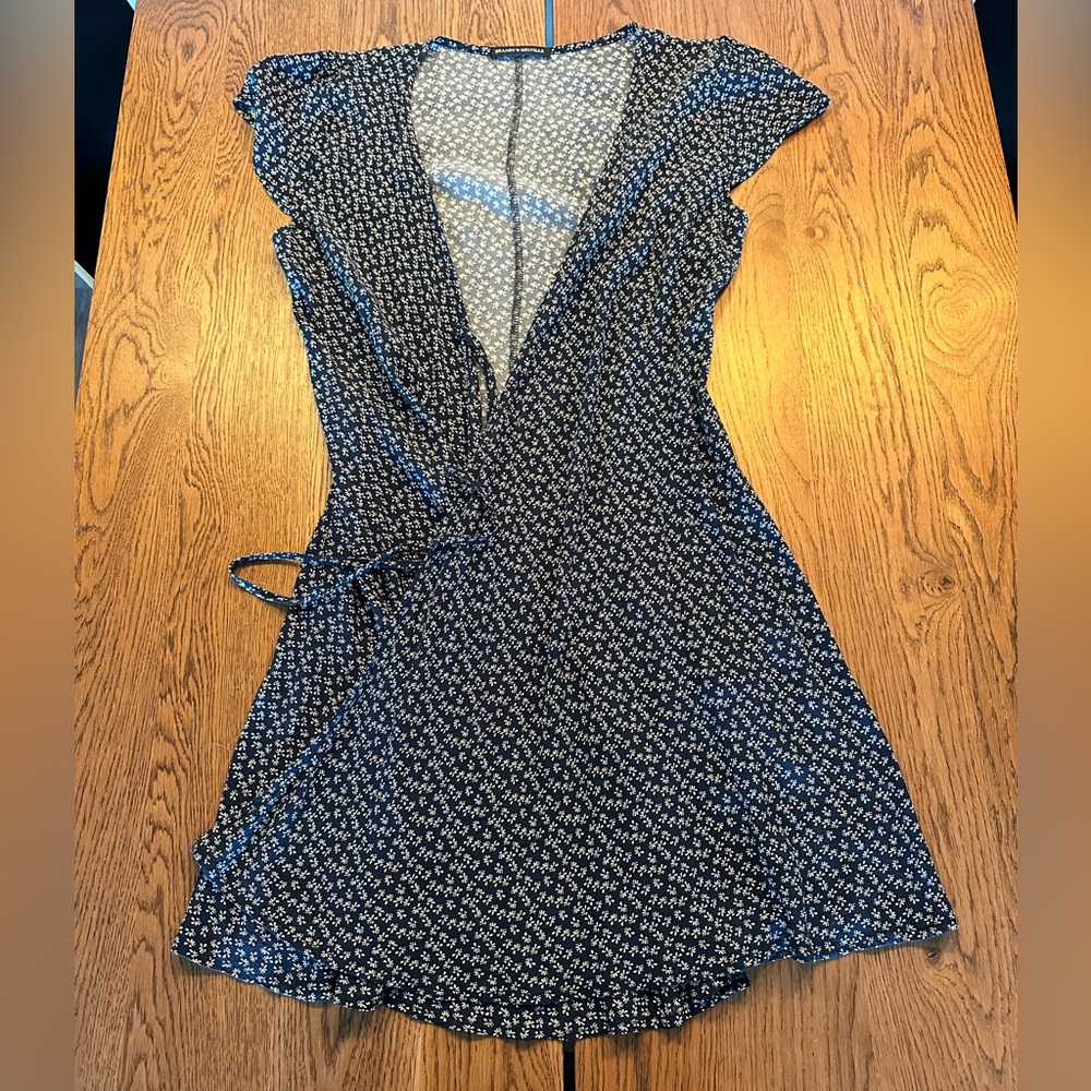 Brandy Melville Navy Blue Daisy Wrap Mini Dress Small